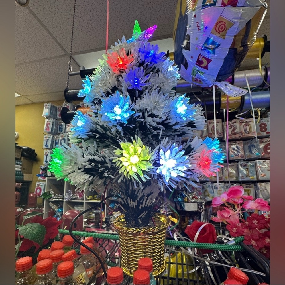 Vibrant LED Fiber Optic Holiday Tree